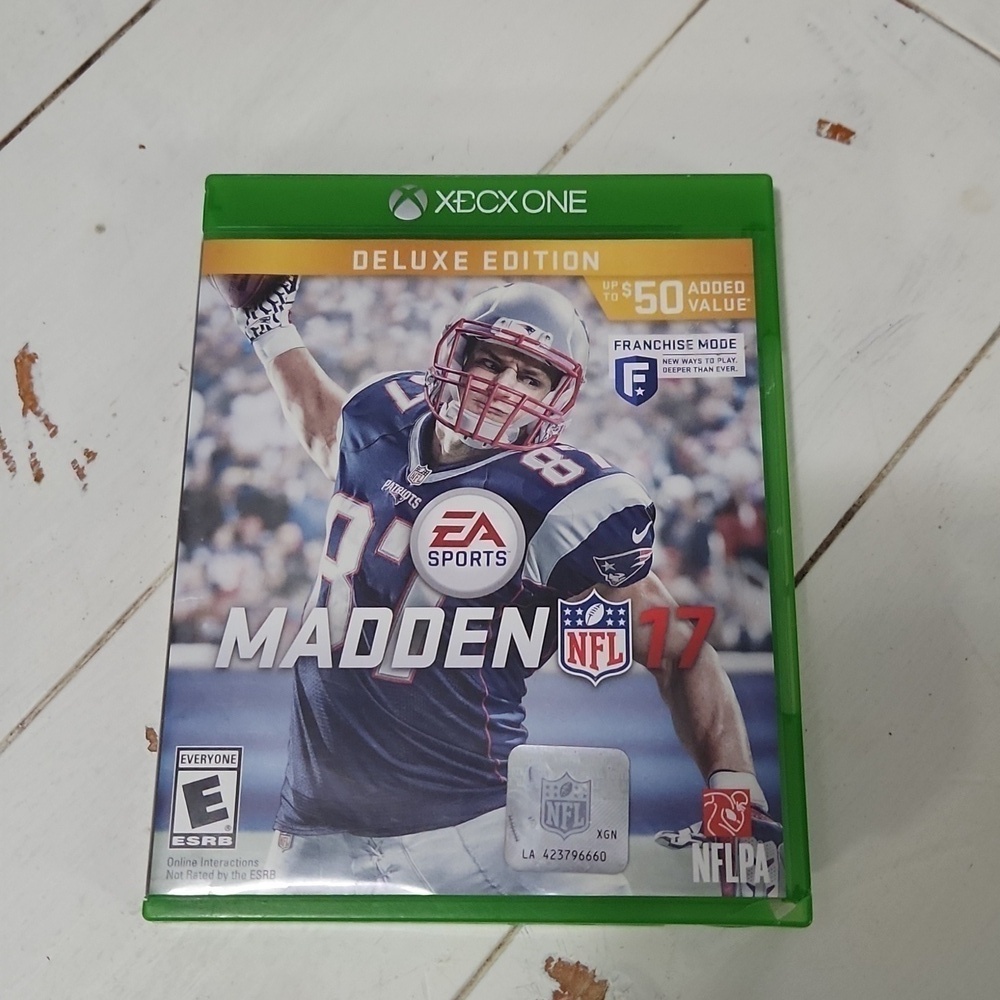 Madden NFL 17 EA SPORTS (Microsoft Xbox One Delux Edition 2016)